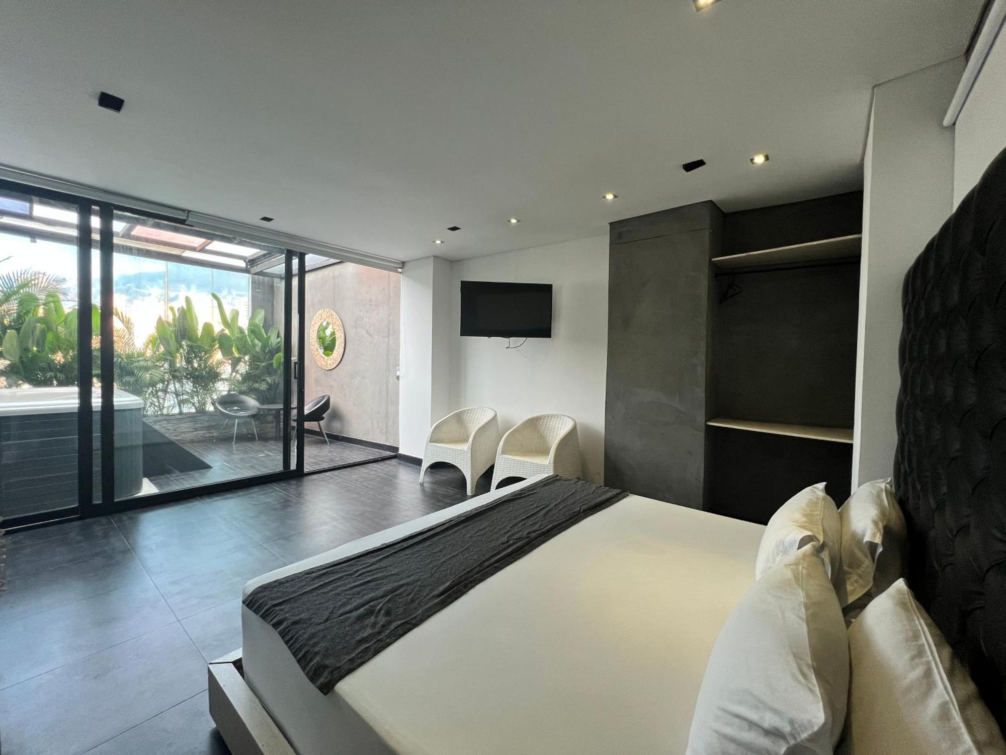 Hotel 47 Medellin Center Екстериор снимка