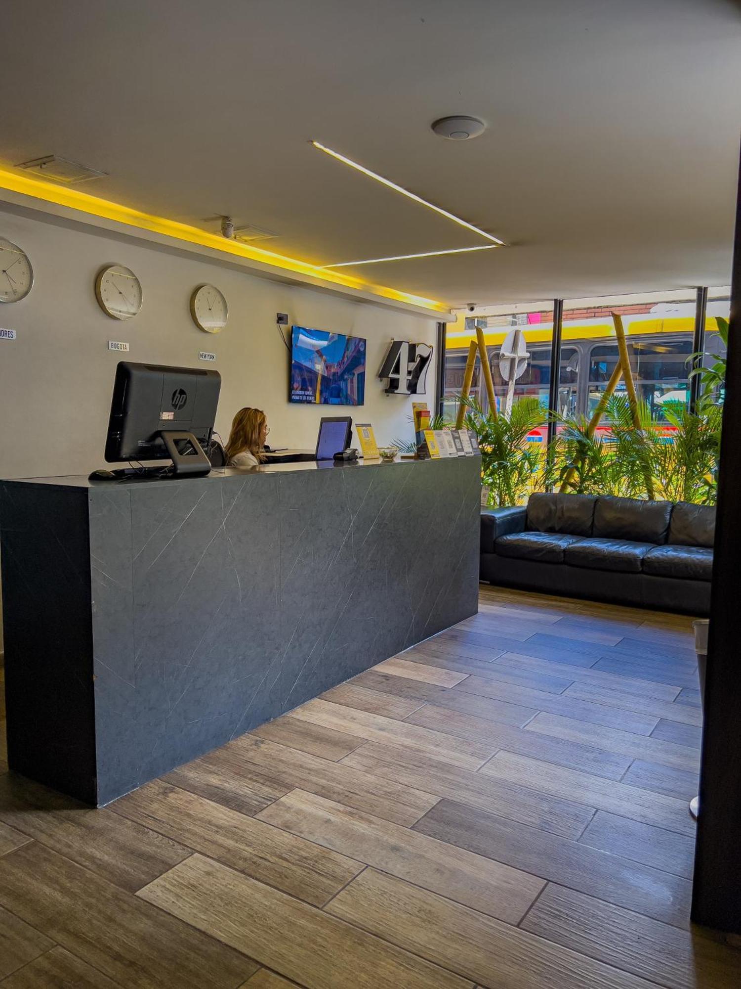 Hotel 47 Medellin Center Екстериор снимка