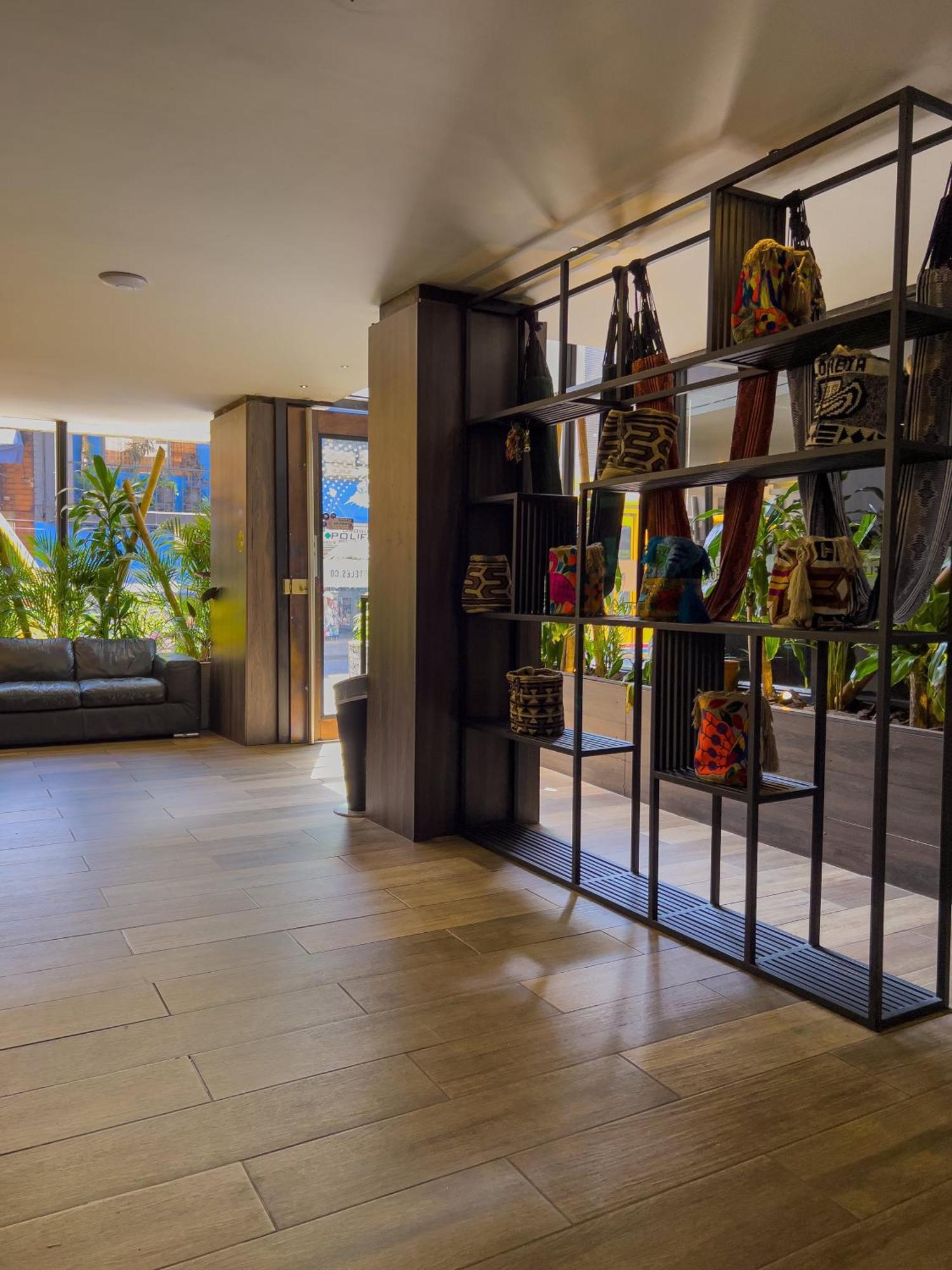 Hotel 47 Medellin Center Екстериор снимка