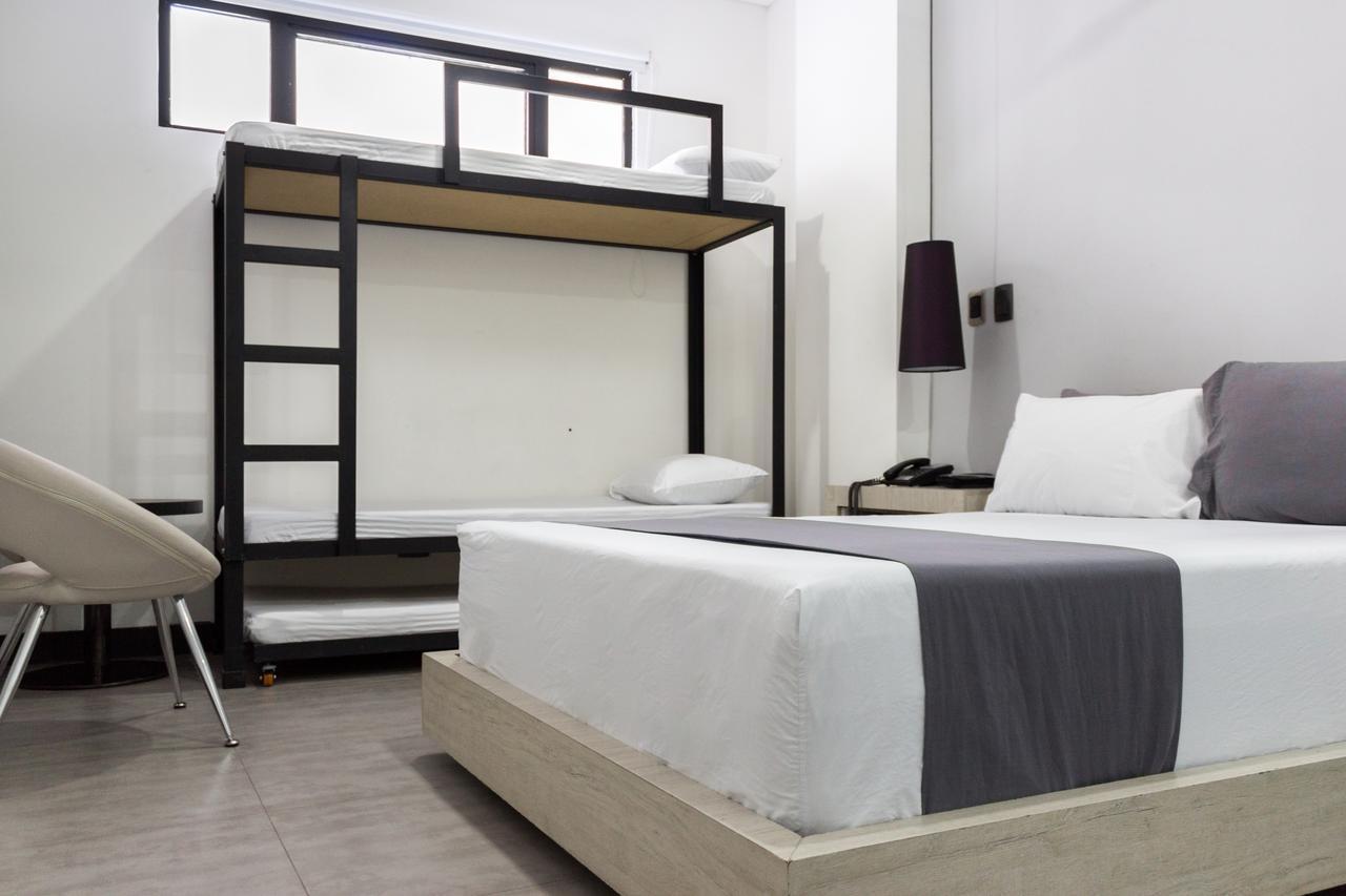 Hotel 47 Medellin Center Екстериор снимка